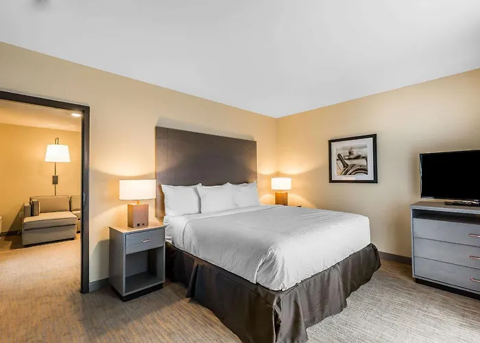 Marina Bay Hotel & Suites, Ascend Hotel Collection