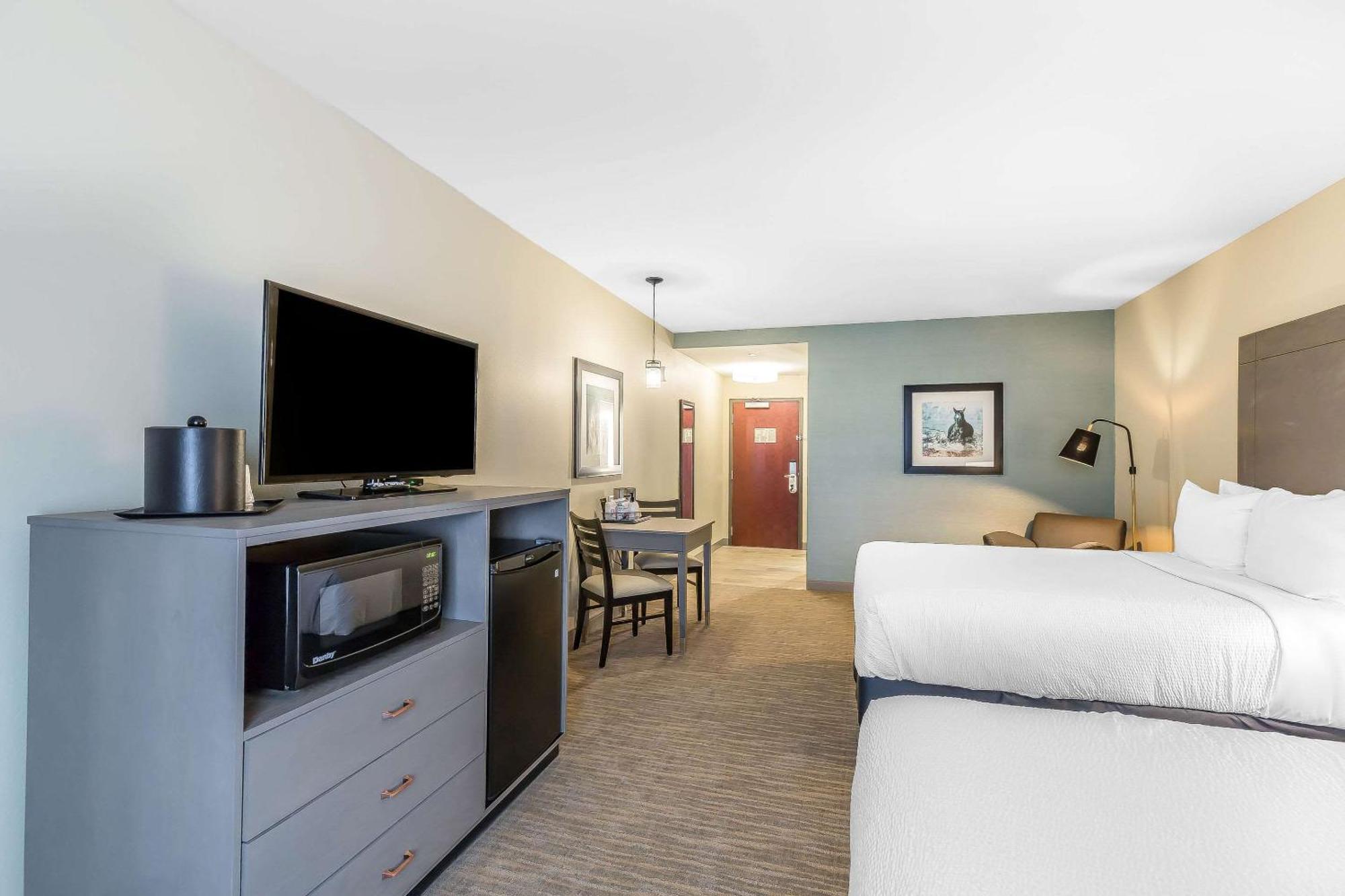 Marina Bay & Suites, Ascend Collection